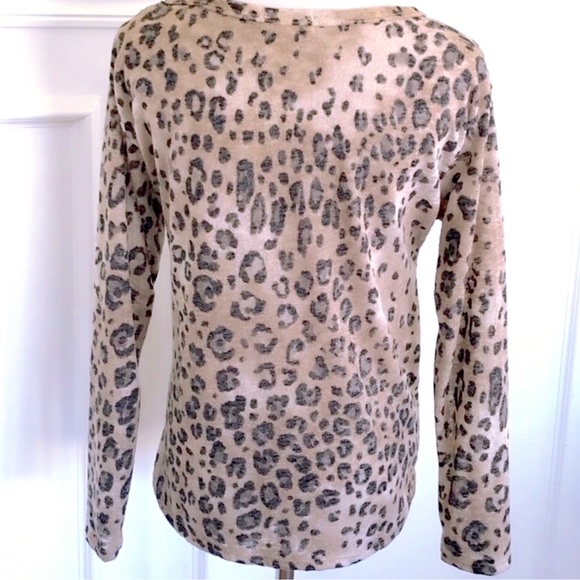 Leopard Print Tied Waist Detail Top - Picture 4 of 6